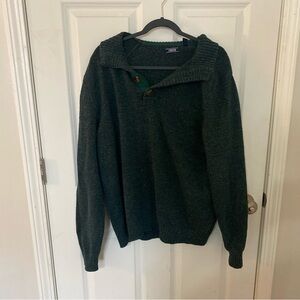 Izod. Collared 1/4 button Sweater. Size XL